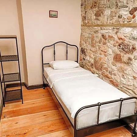 Otel Nill's Stone House
