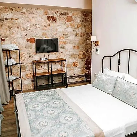 Nill's Stone House Otel Ciftlikkoyu
